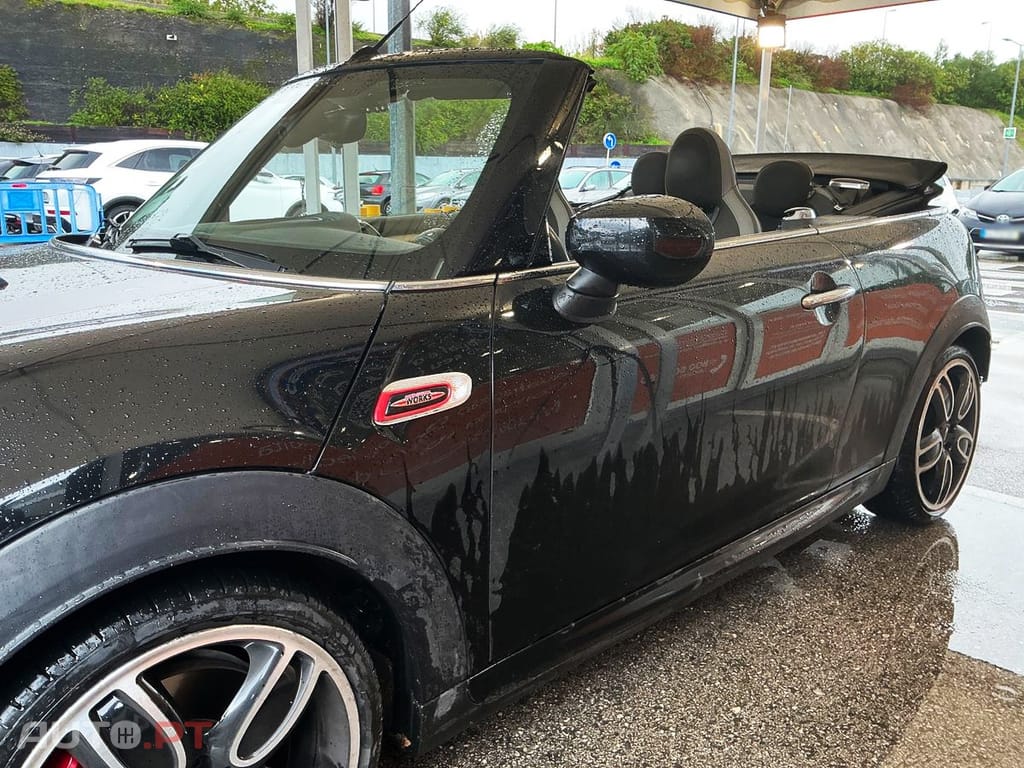 MINI John Cooper Works Cabrio