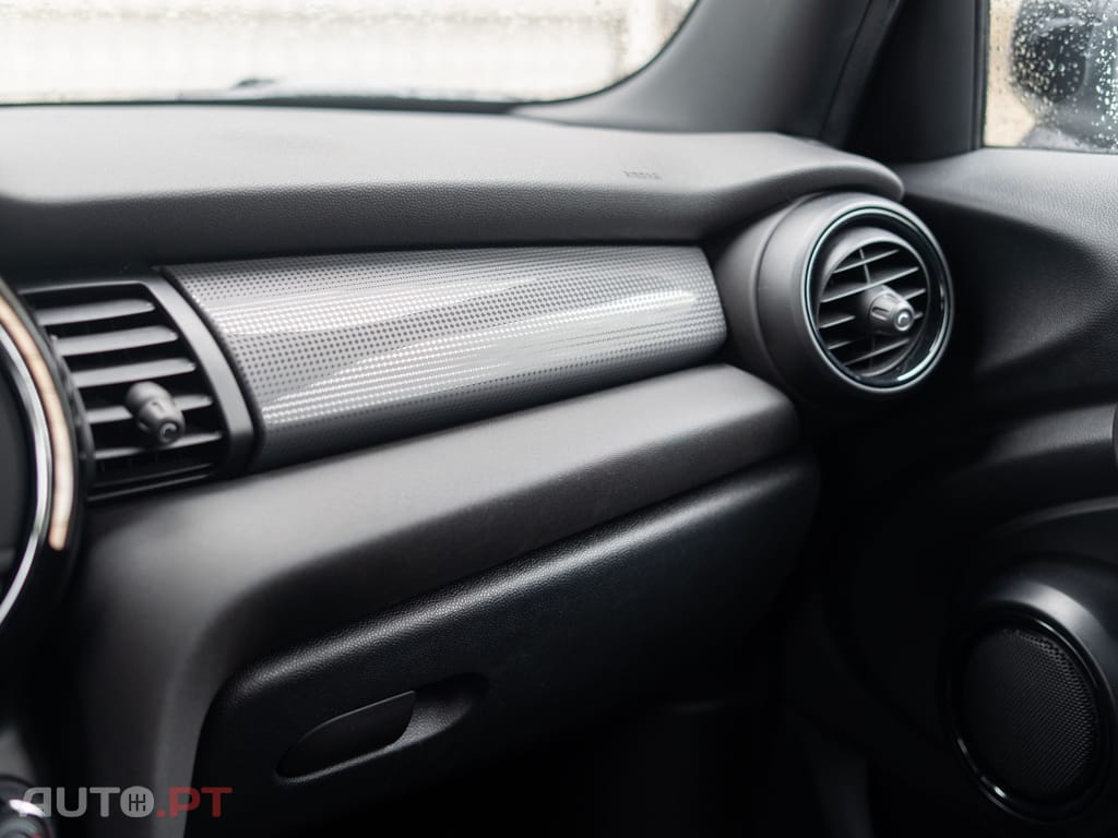 MINI Cooper Cooper Premium JCW Auto