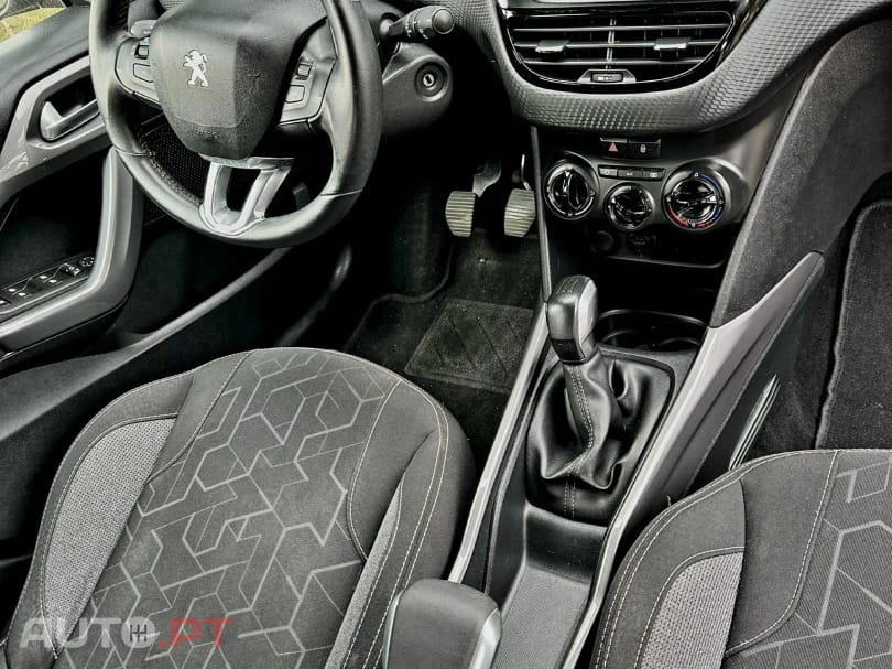 Peugeot 2008 1.6 BlueHDi Style