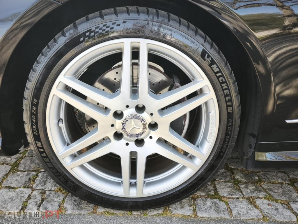 Mercedes-Benz E 250 CGI AMG LINE
