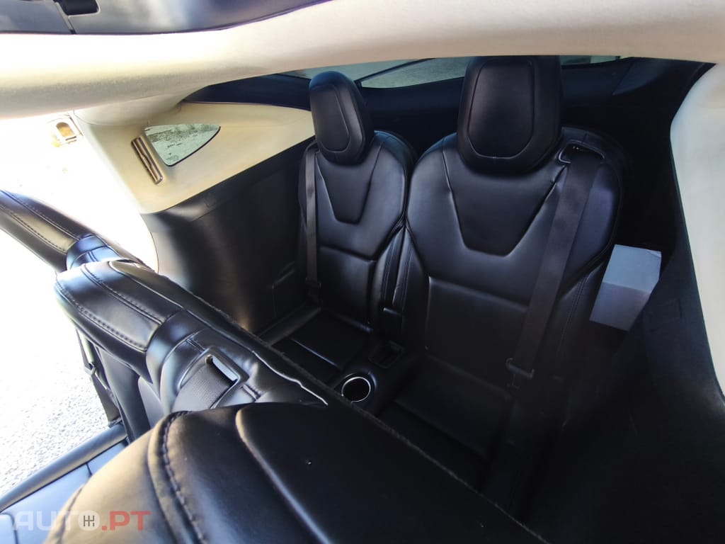 Tesla Model X 100D