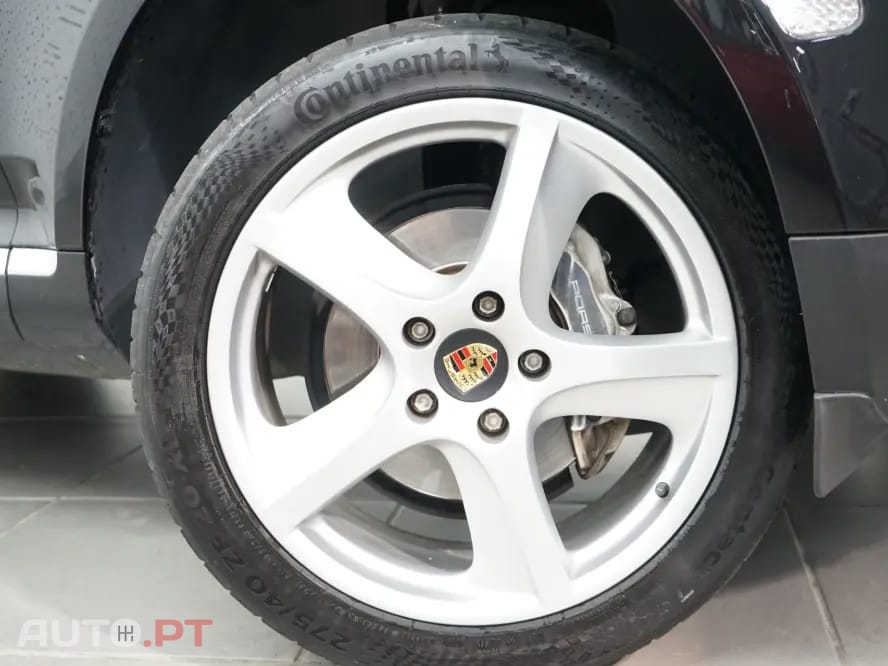 Porsche Cayenne Tiptronic