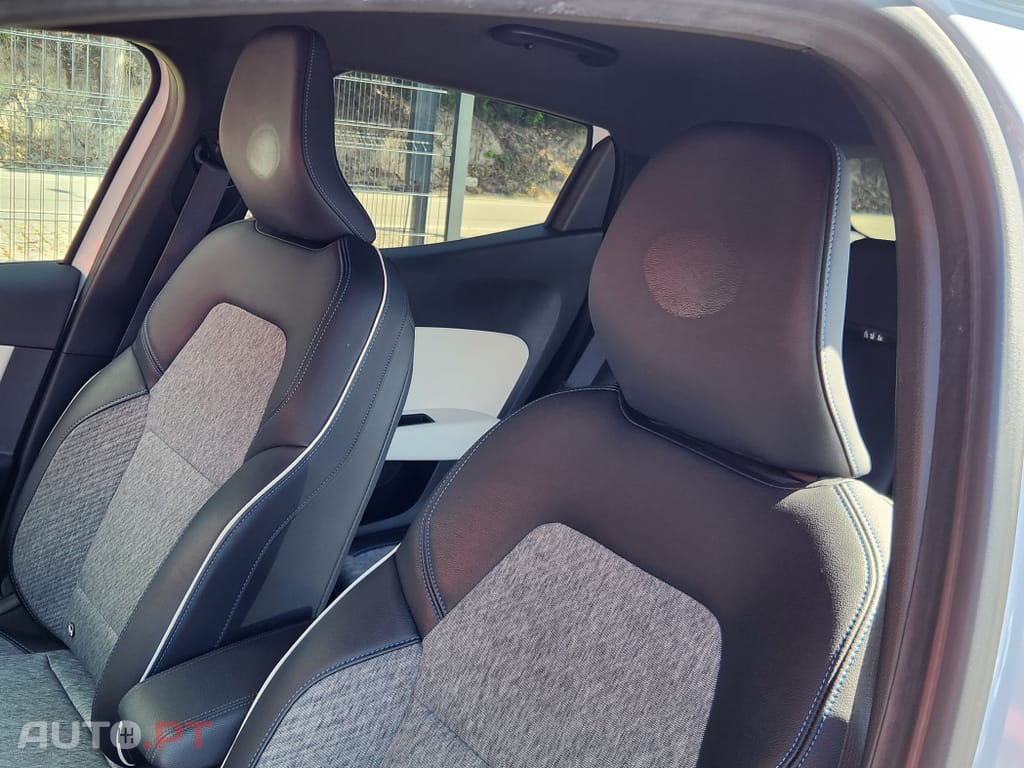 Renault Clio 1.6 E-Tech Intens