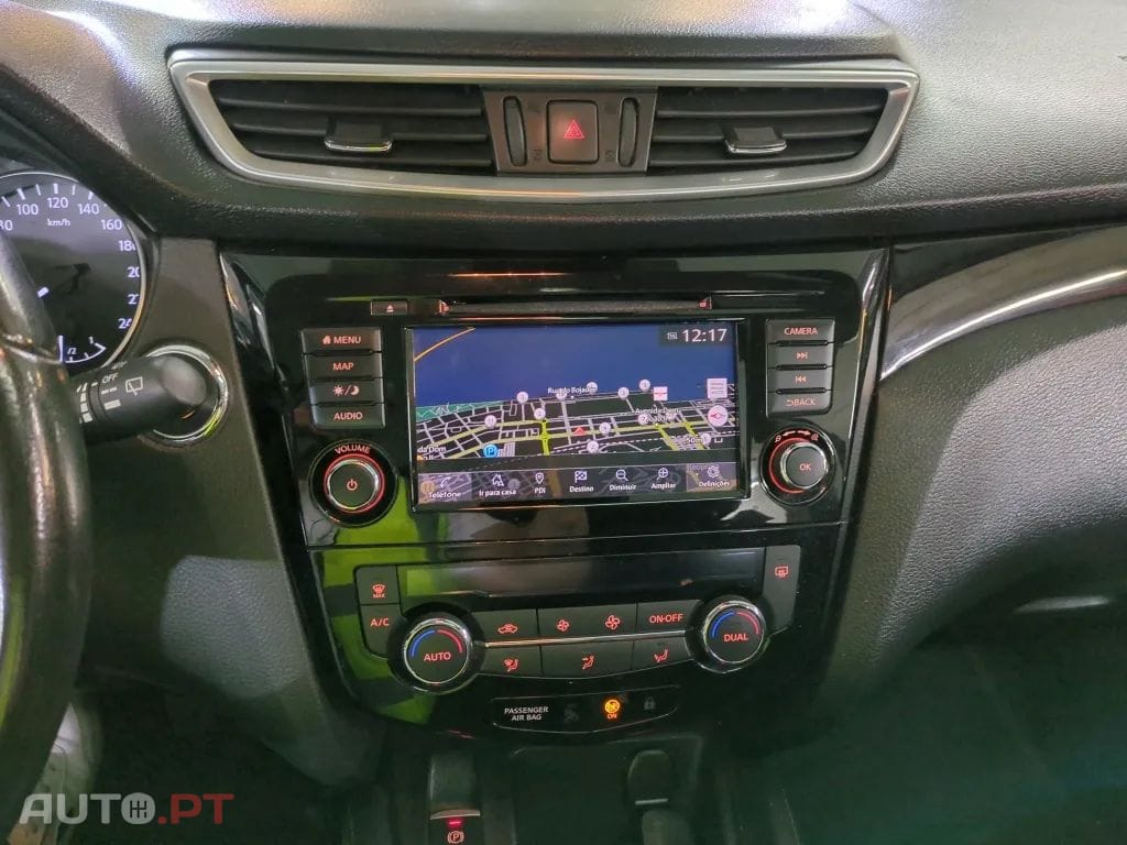 Nissan Qashqai 1.5 dCi N-Connecta J18
