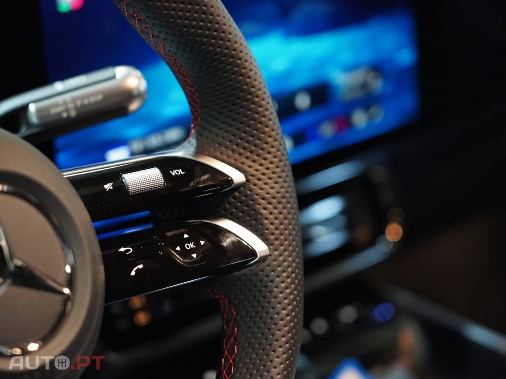 Mercedes-Benz CLA 250 com tecnologia EQ