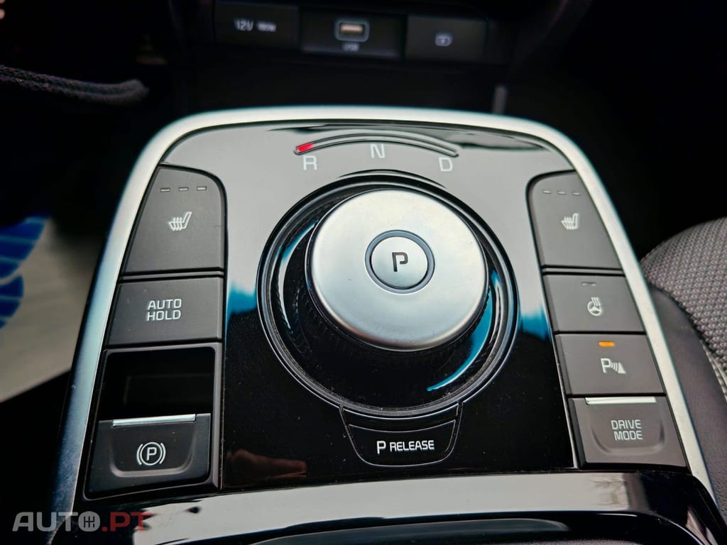 Kia Niro Spirit 64kWh I.V.A DEDUTÍVEL 