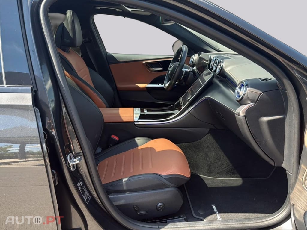 Mercedes-Benz C 300 T e AMG I.V.A DEDUTIVEL