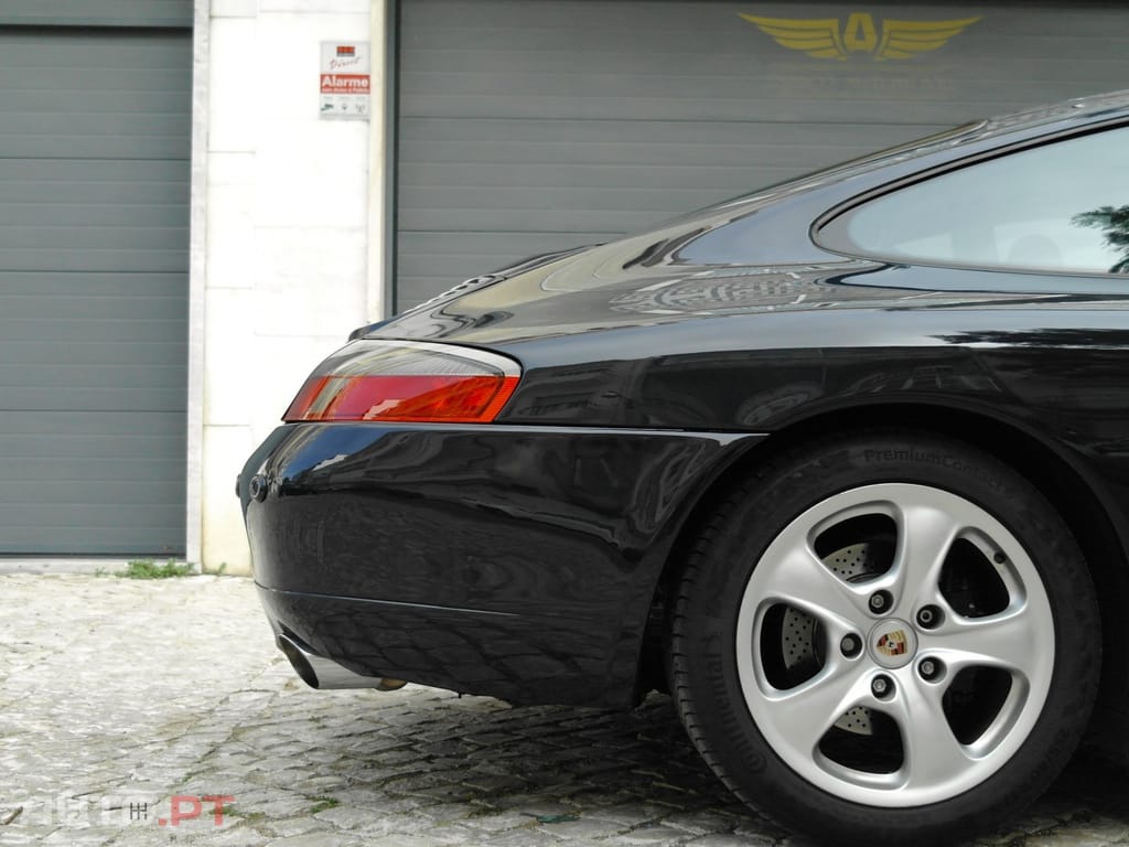 Porsche 996 Carrera Coupé