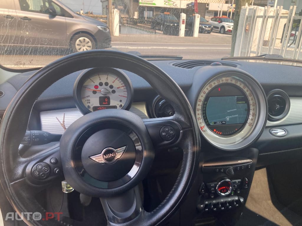 MINI Cooper d