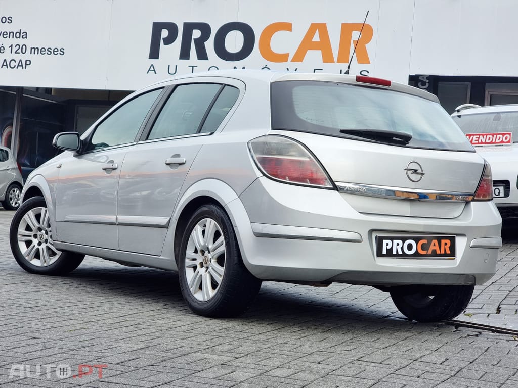Opel Astra 1.7 CDTi Cosmo
