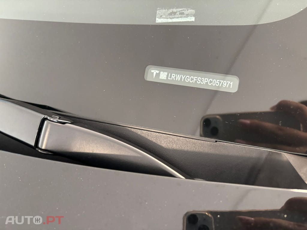 Tesla Model Y RWD