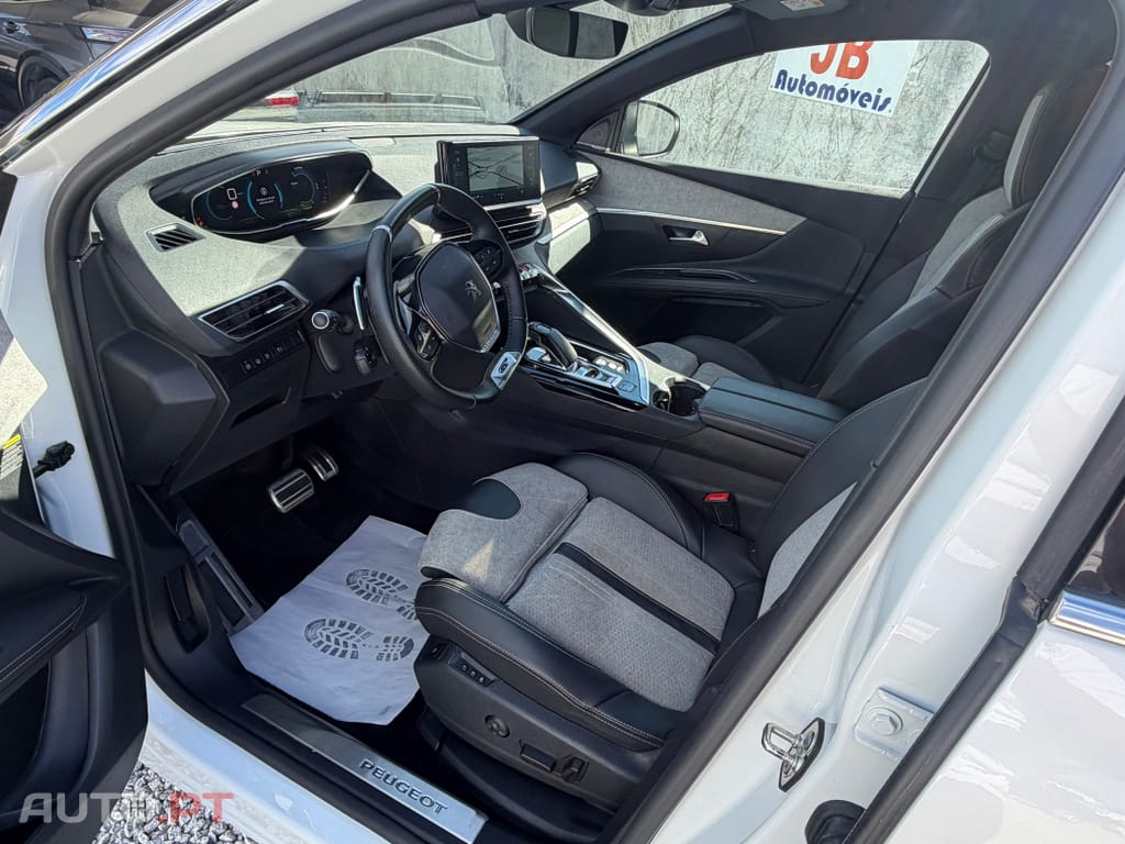 Peugeot 3008 1.6 Hybrid GT e-EAT8