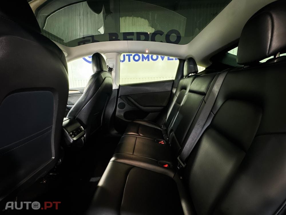 Tesla Model Y Grande Autonomie Dual Motor AWD