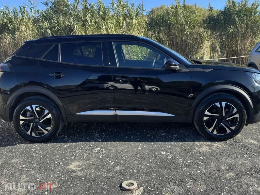 Peugeot 2008 1.2 PureTech Allure Pack