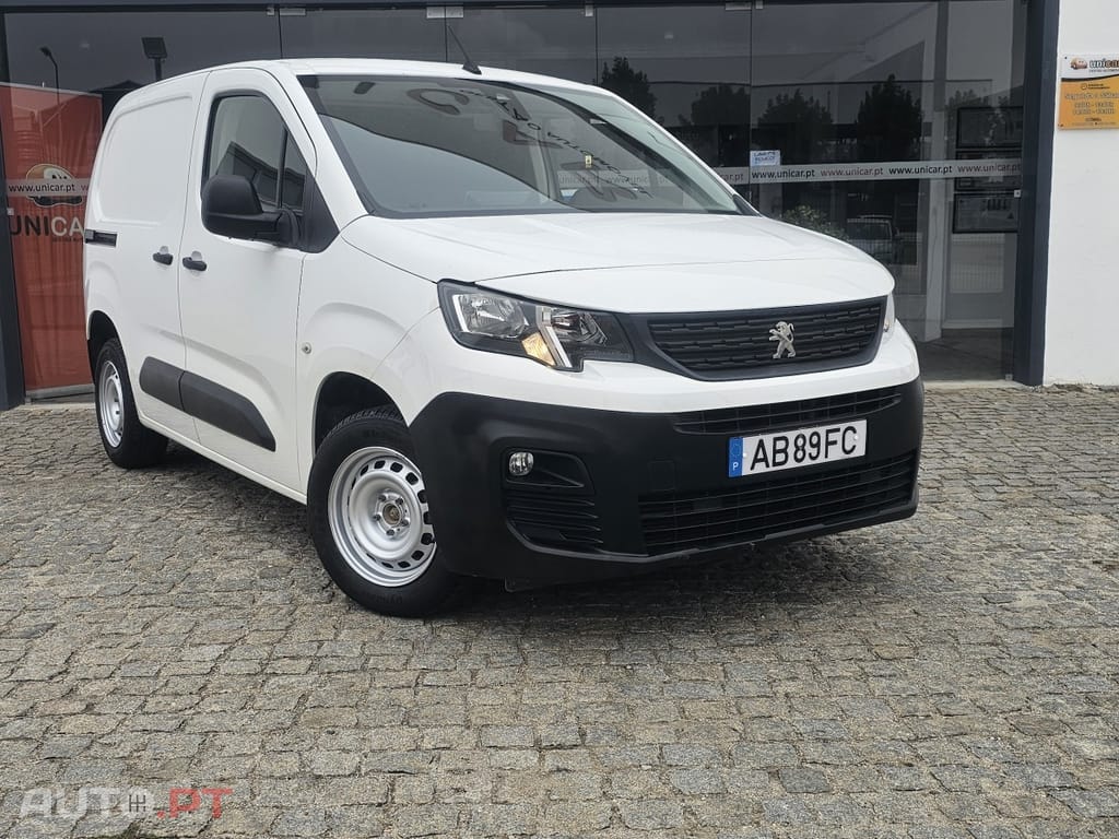 Peugeot Partner 1.5 BlueHDi Premium Standard