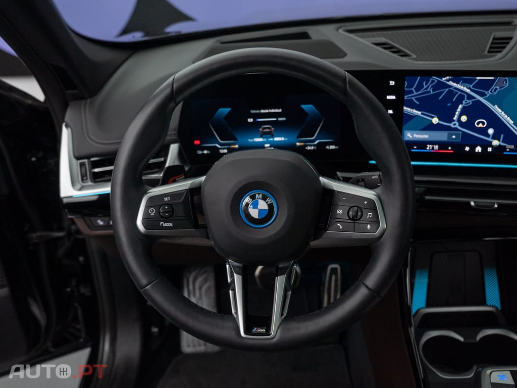 BMW iX1 xDrive30 Pack Desportivo M Pro