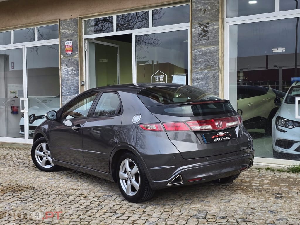 Honda Civic 1.4 i-VTEC Elegance