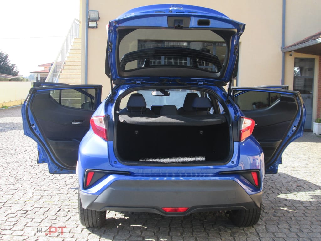 Toyota C-HR 1.8 Hybrido Confort + P/ Style