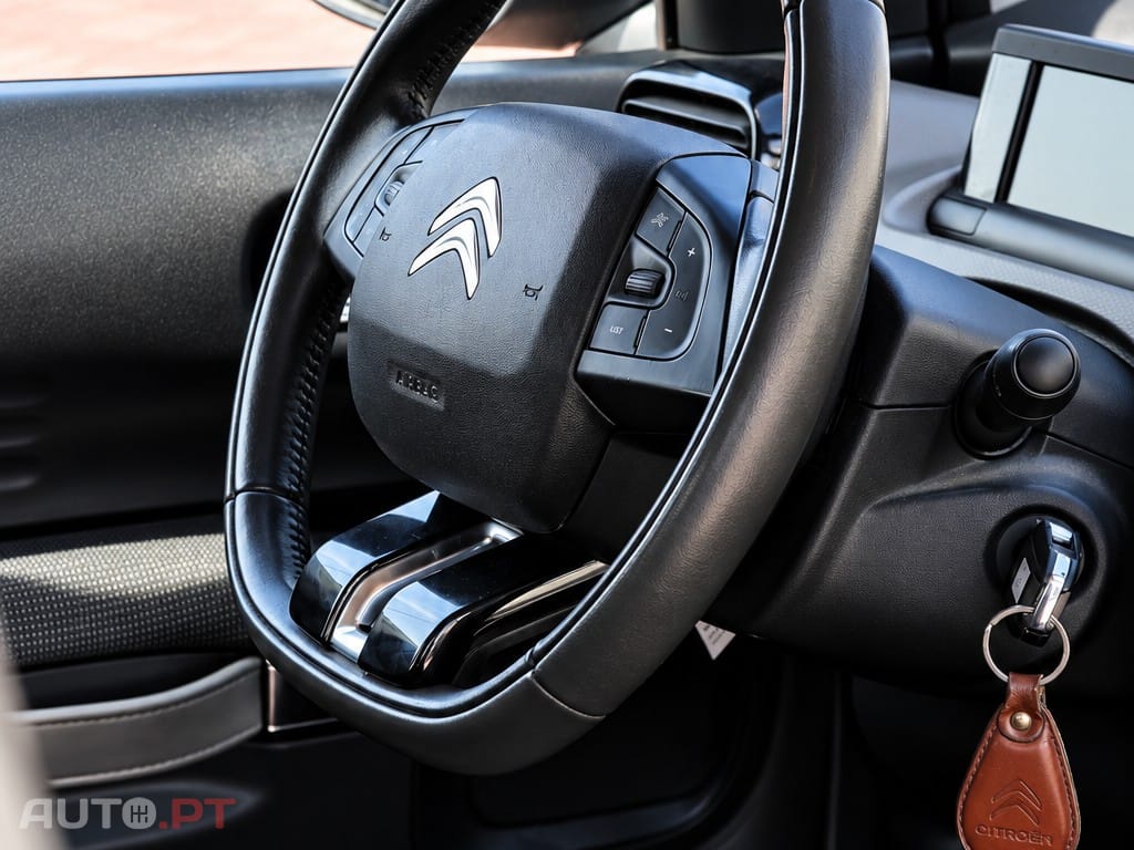Citroen C4 Cactus 1.2 PureTech Shine