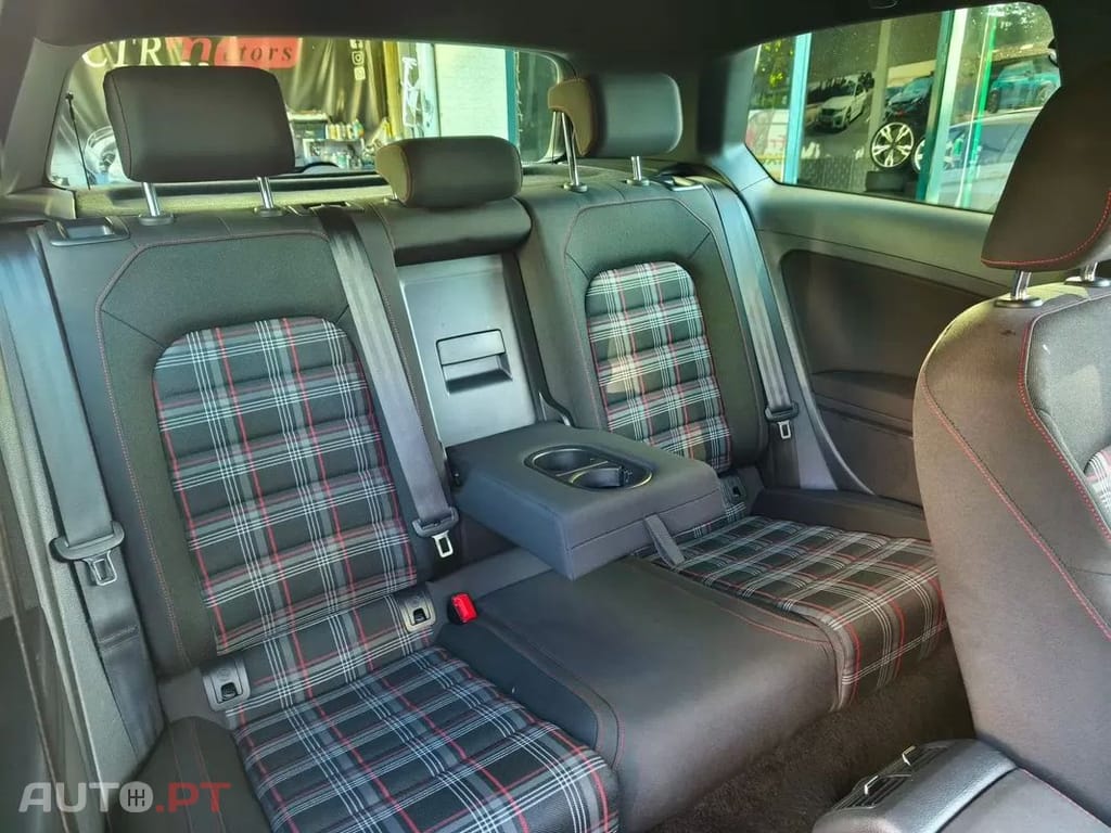 Volkswagen Golf  Gti Performance Bluemotion