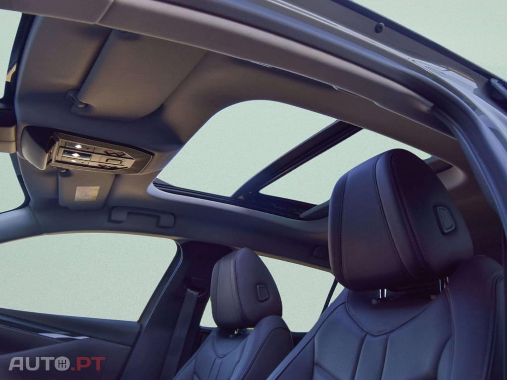 DS DS4 E- Tense 1.6 Hybrid La Premiere