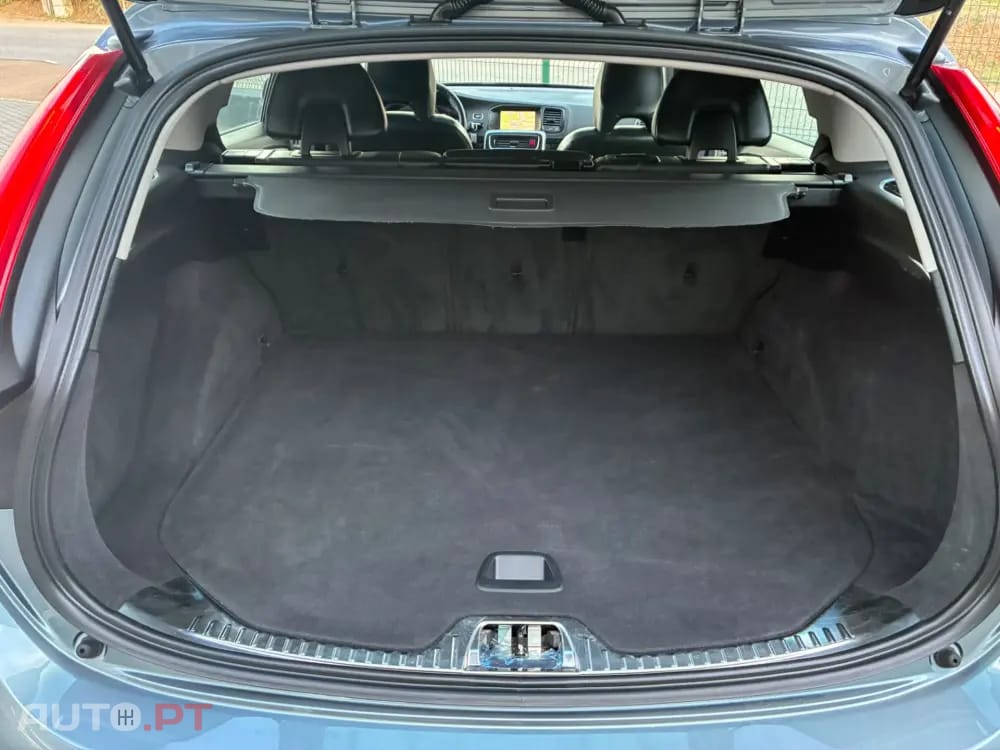 Volvo V60 Cross Country 2.0 D3 Summum Geartronic