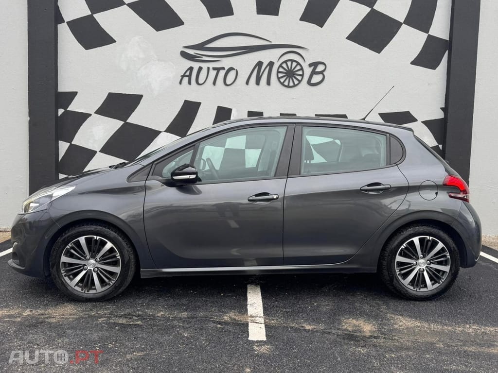 Peugeot 208 PureTech 82 Start & Stop Allure