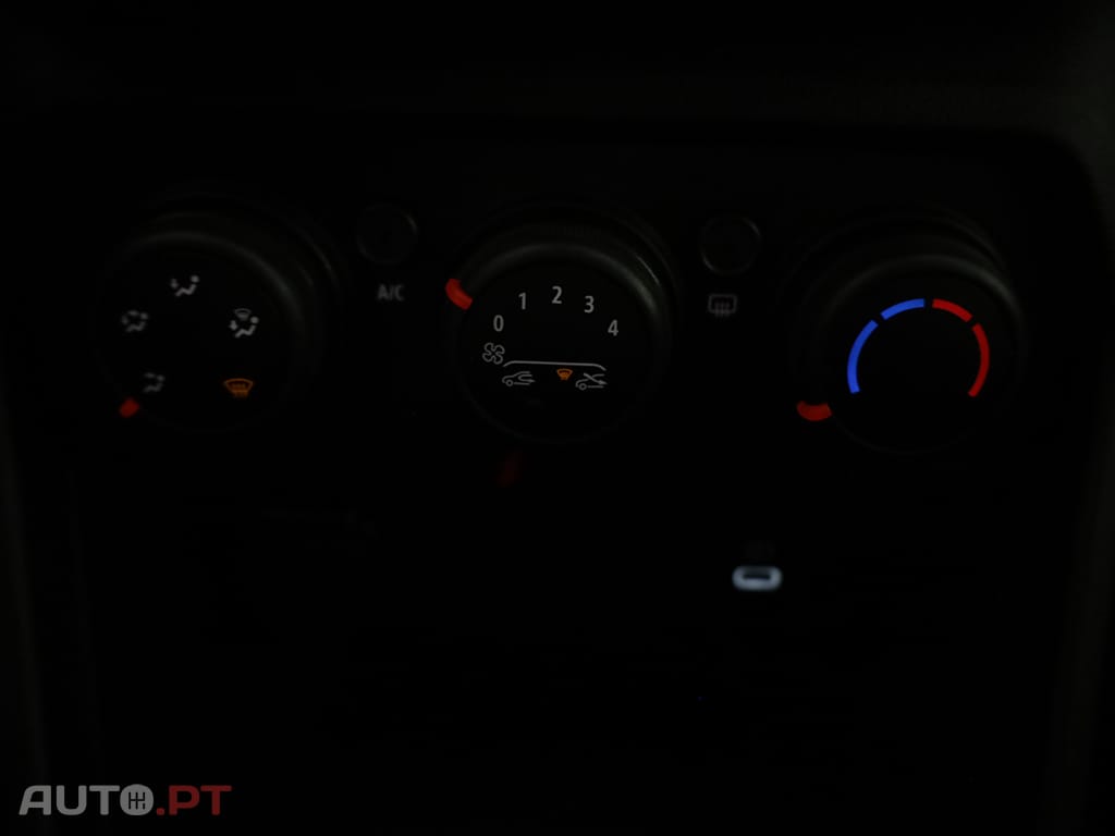 Dacia Sandero 1.0 ECO-G Expression Bi-Fuel