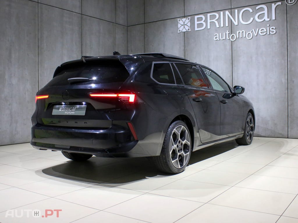Opel Astra Sports Tourer 1.2 T GS Aut.
