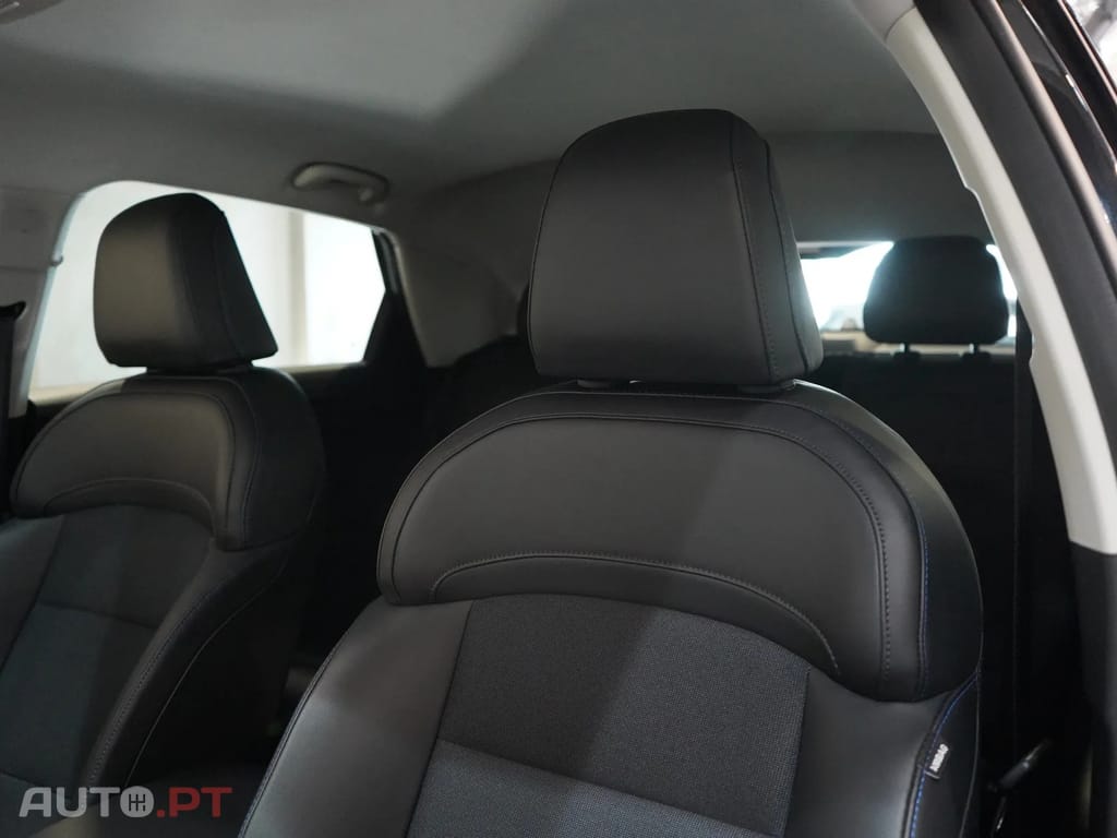 MG MG4 64 kWh Luxury