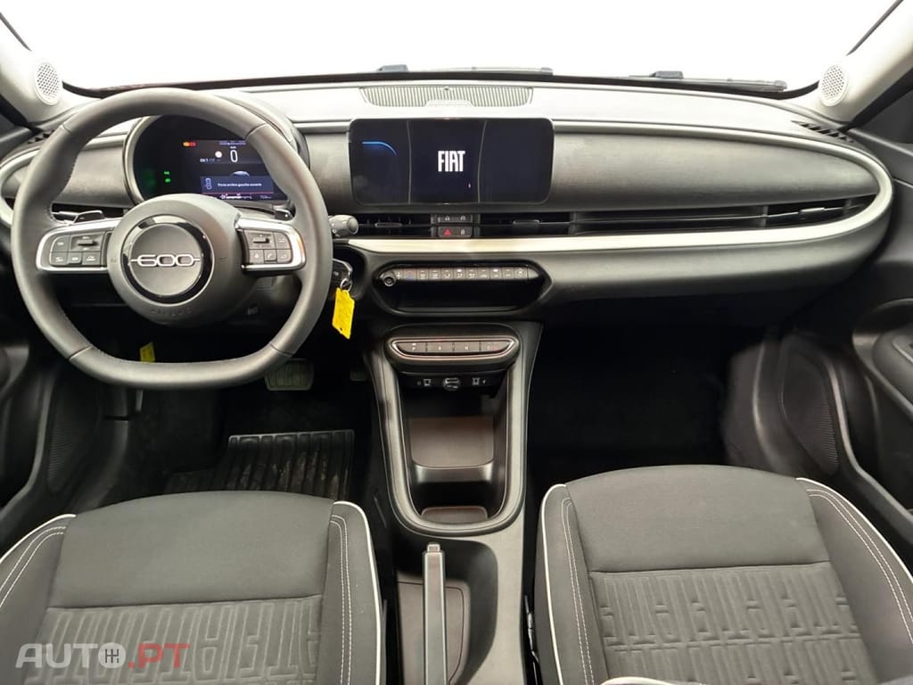 Fiat 600 1.2 Hybrid DCT6