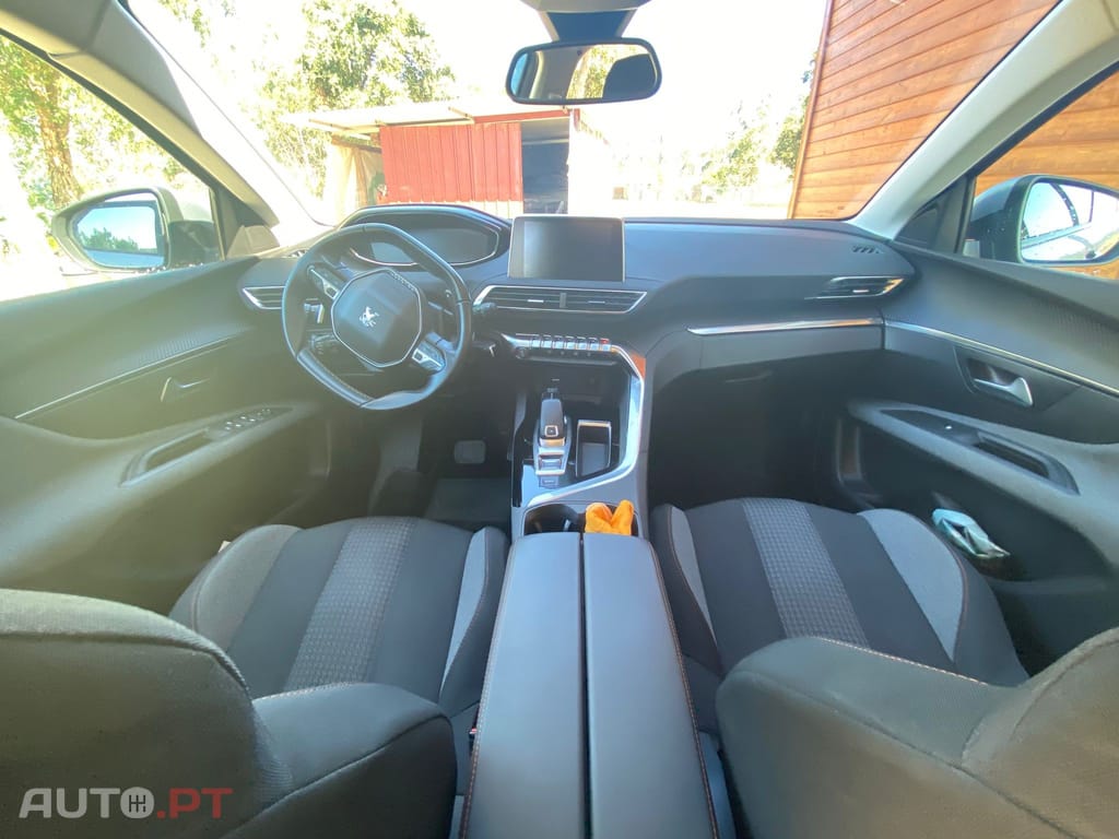 Peugeot E-3008 1500HDI