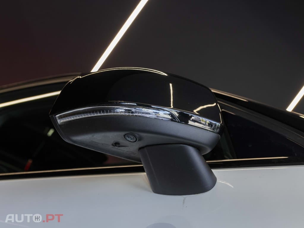 Volvo XC40 P8 AWD Recharge RDesign