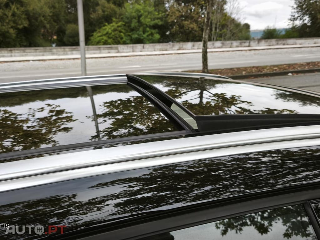 Volvo XC60 2.0 T8 PHEV Momentum Plus AWD