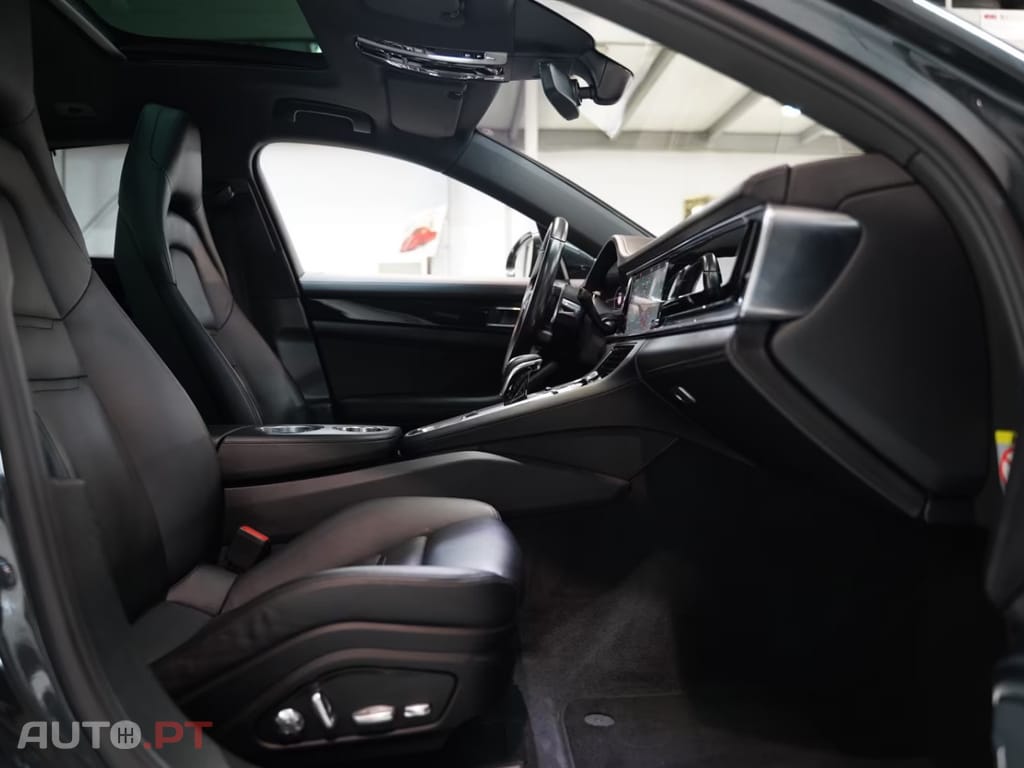 Porsche Panamera ST 4 E-Hybrid