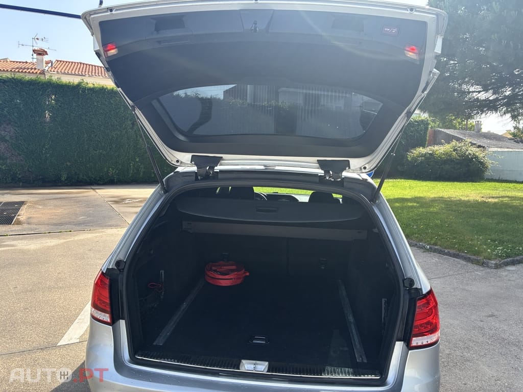 Mercedes-Benz E 250 BlueTEC Avantgarde Auto.