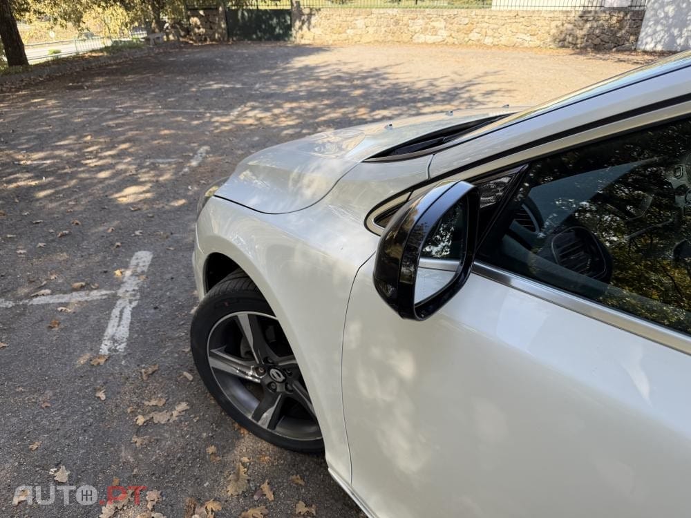 Volvo V40 1.6 D2 Eco R-Design