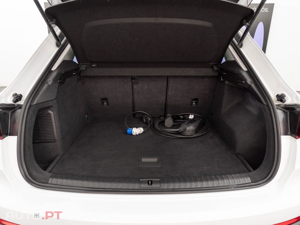 Audi Q3 45 TFSIe S tronic