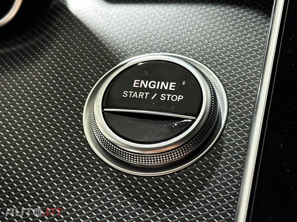 Mercedes-Benz C 300 e 9G-TRONIC AMG Line Advanced