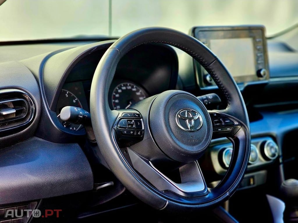 Toyota Yaris 1.0 VVT-i Comfort Plus