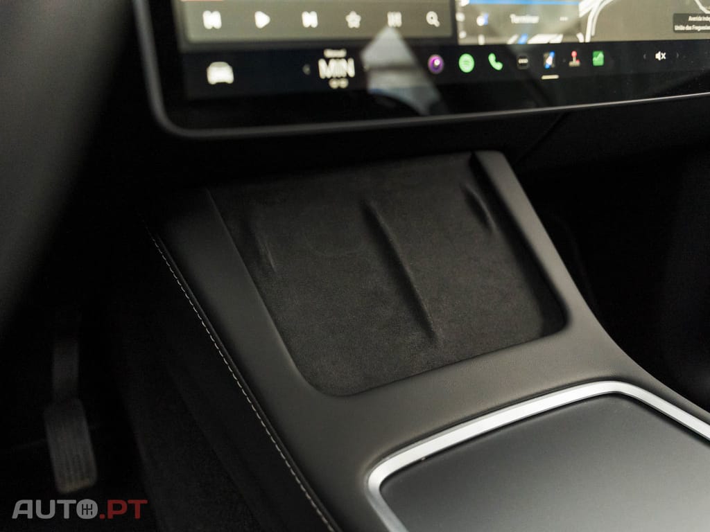 Tesla Model Y Long Range Tração Integral