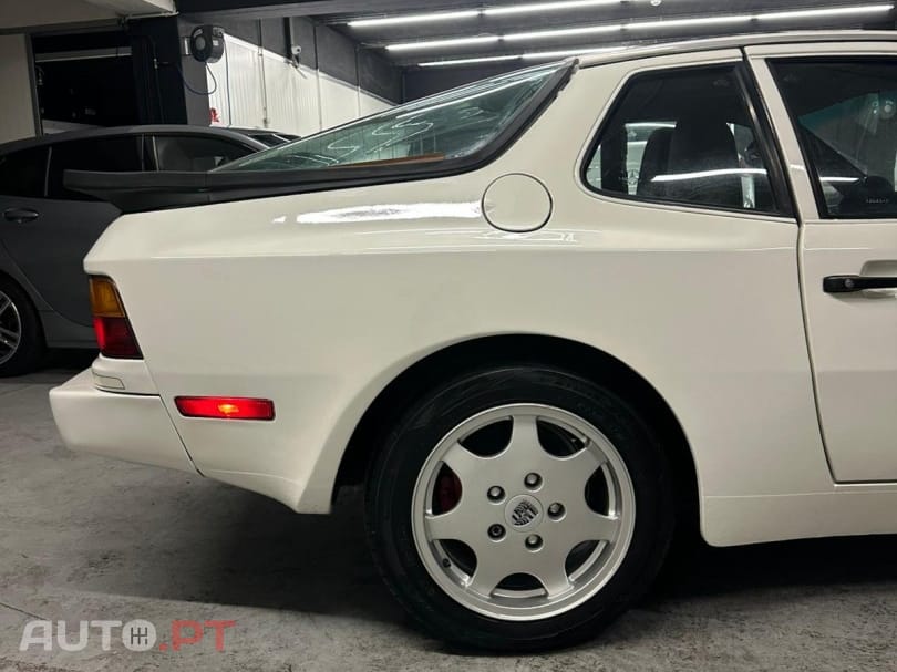 Porsche 944 Targa