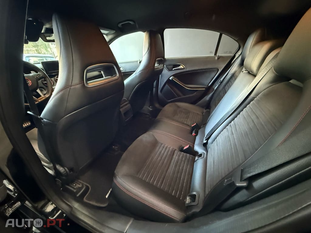 Mercedes-Benz A 45 AMG 4-Matic