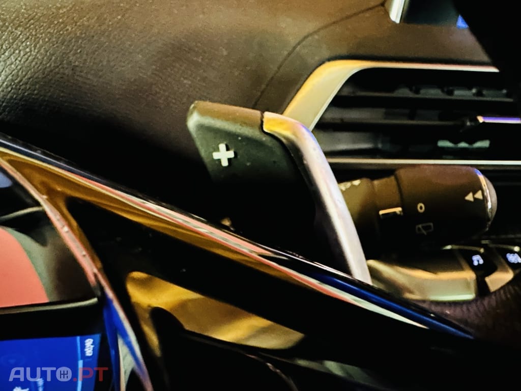 Peugeot 3008 1.2 PureTech Allure EAT8