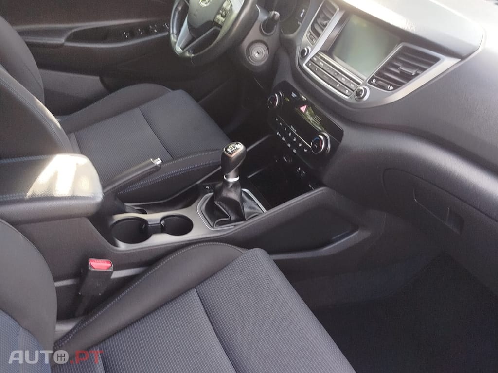 Hyundai Tucson 1.7 CRDi 115