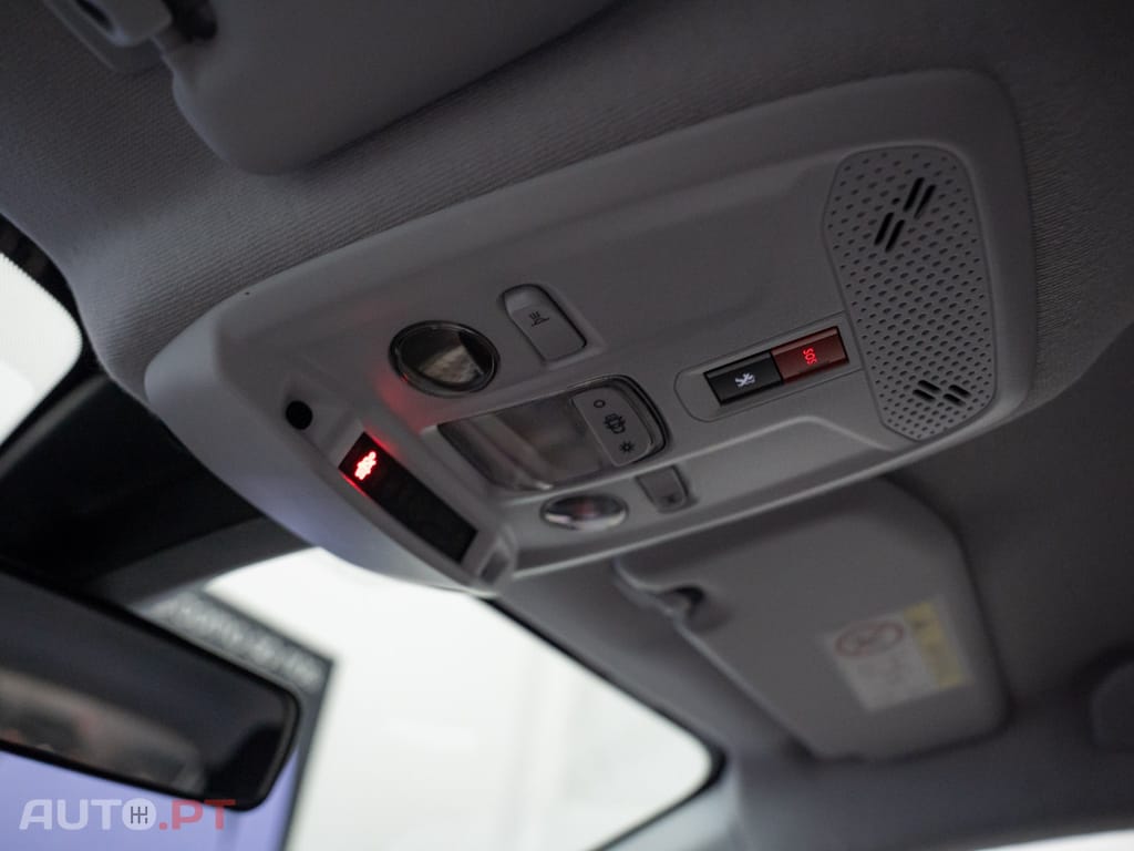 Peugeot E-208 50 kWh Active Pack
