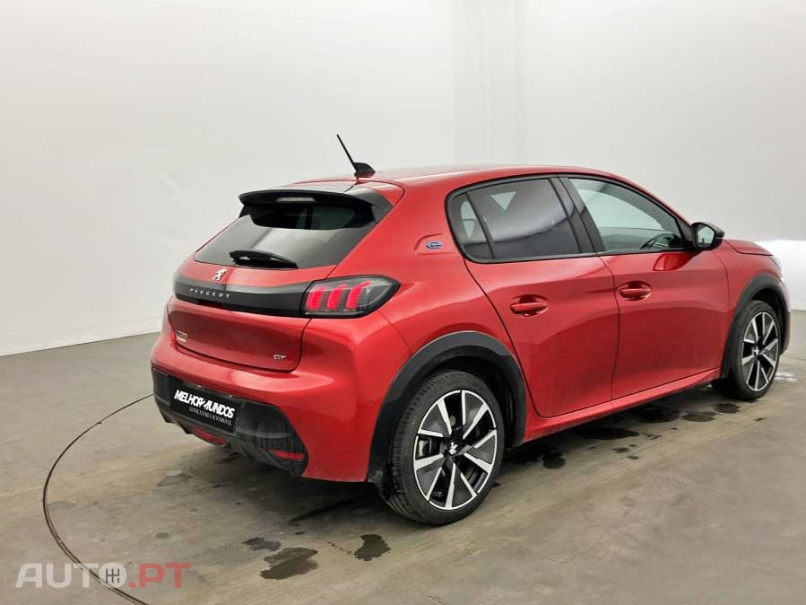 Peugeot E-208 50 kWh GT