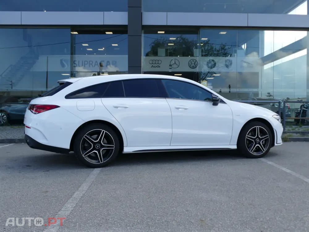 Mercedes-Benz CLA 250 e Shooting Brake AMG Line