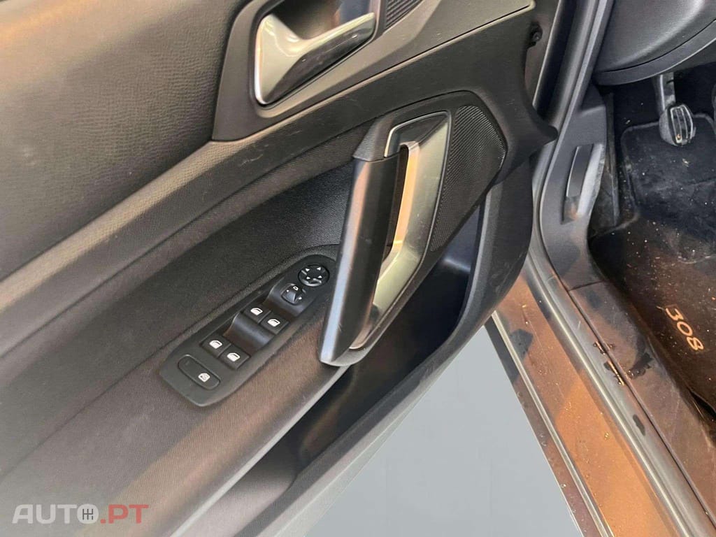 Peugeot 308 SW 1.2 PureTech 110 S&S Active