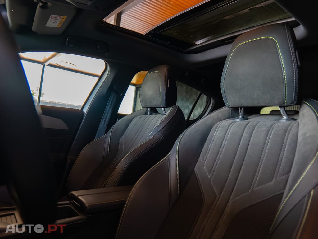 Peugeot 308 PureTech 130 EAT8 GT